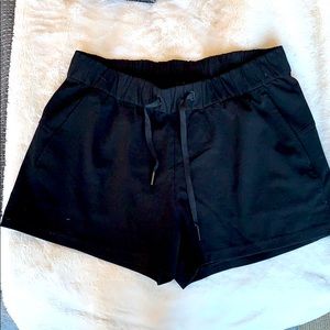 Black Lululemon on the fly shorts